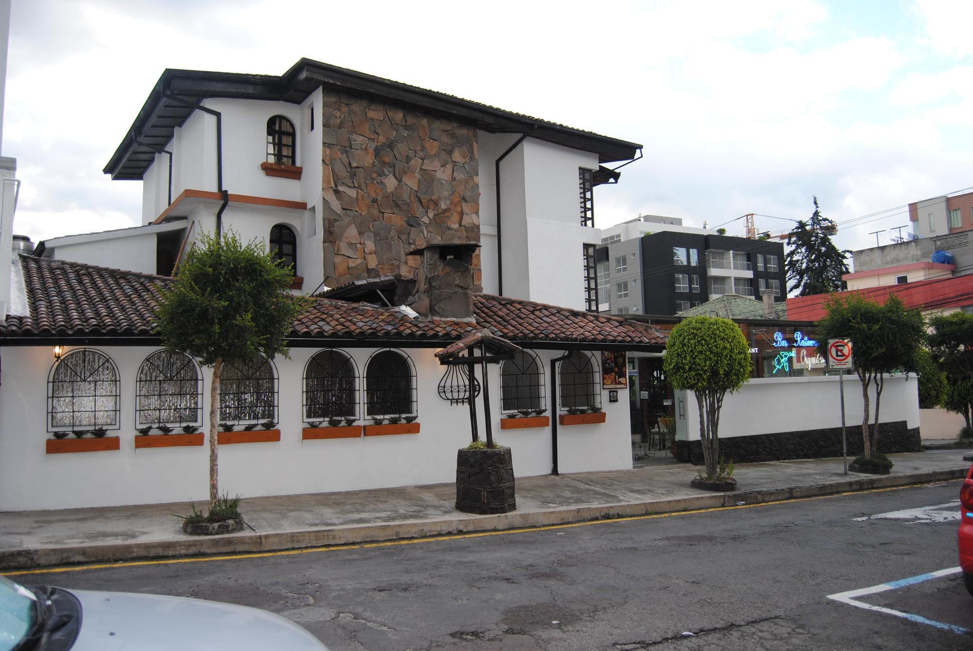 Hotel Fuente De Piedra I Quito Extérieur photo